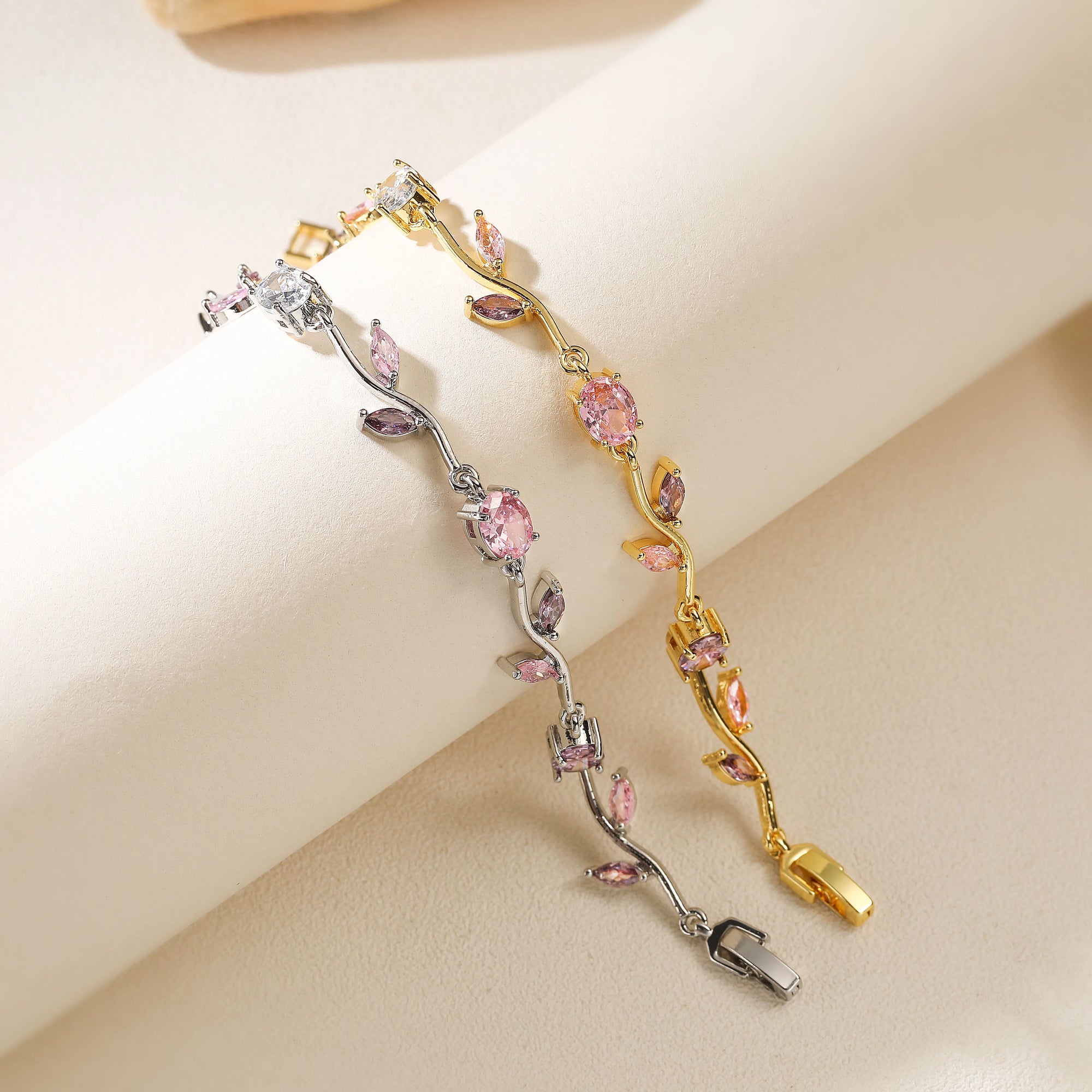 Tulip Harmony Bracelet - Misty and Molly