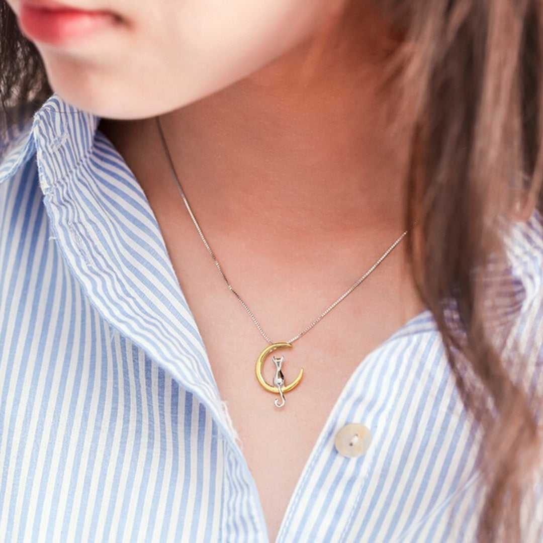 Cat and store moon necklace