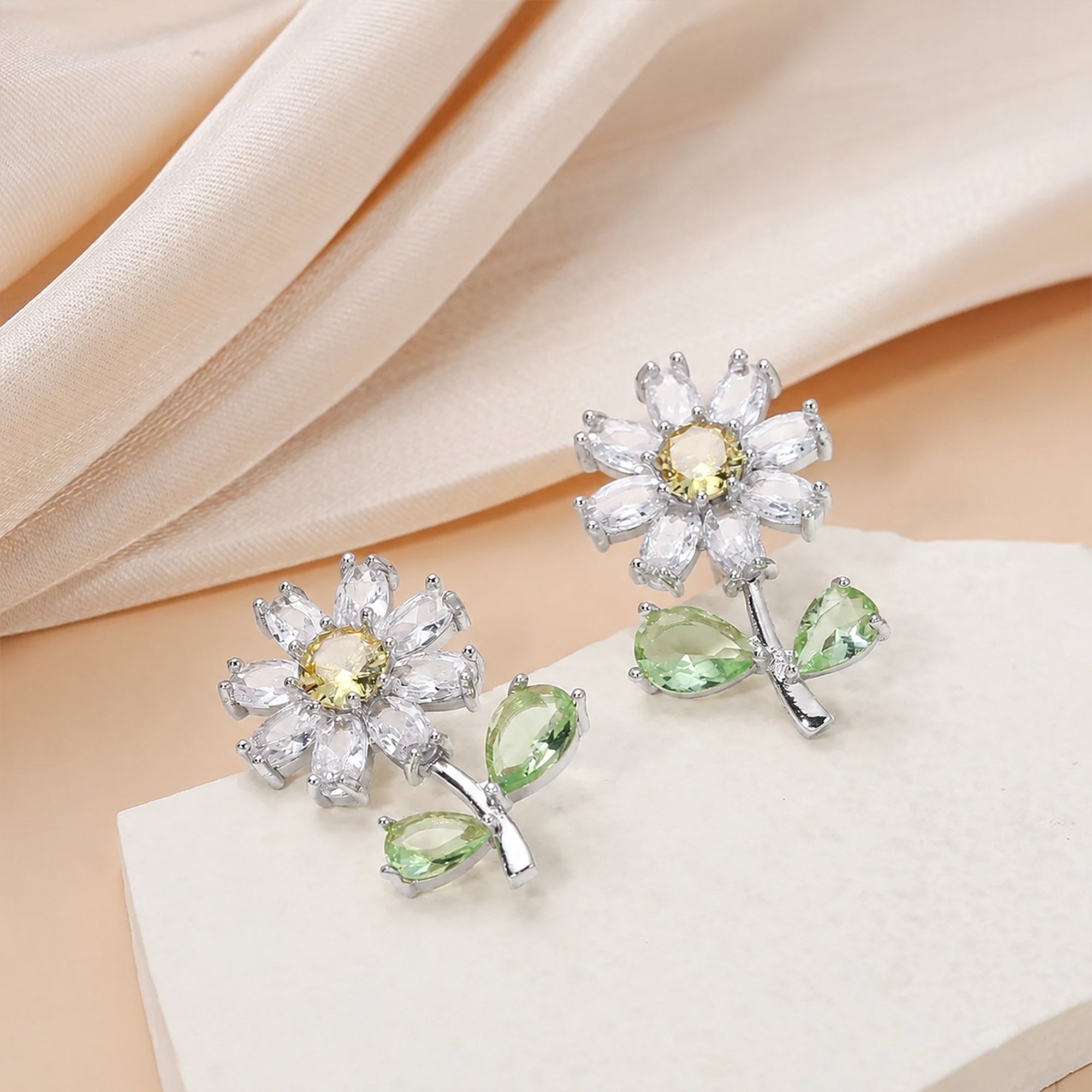 Daisy Bloom Earrings