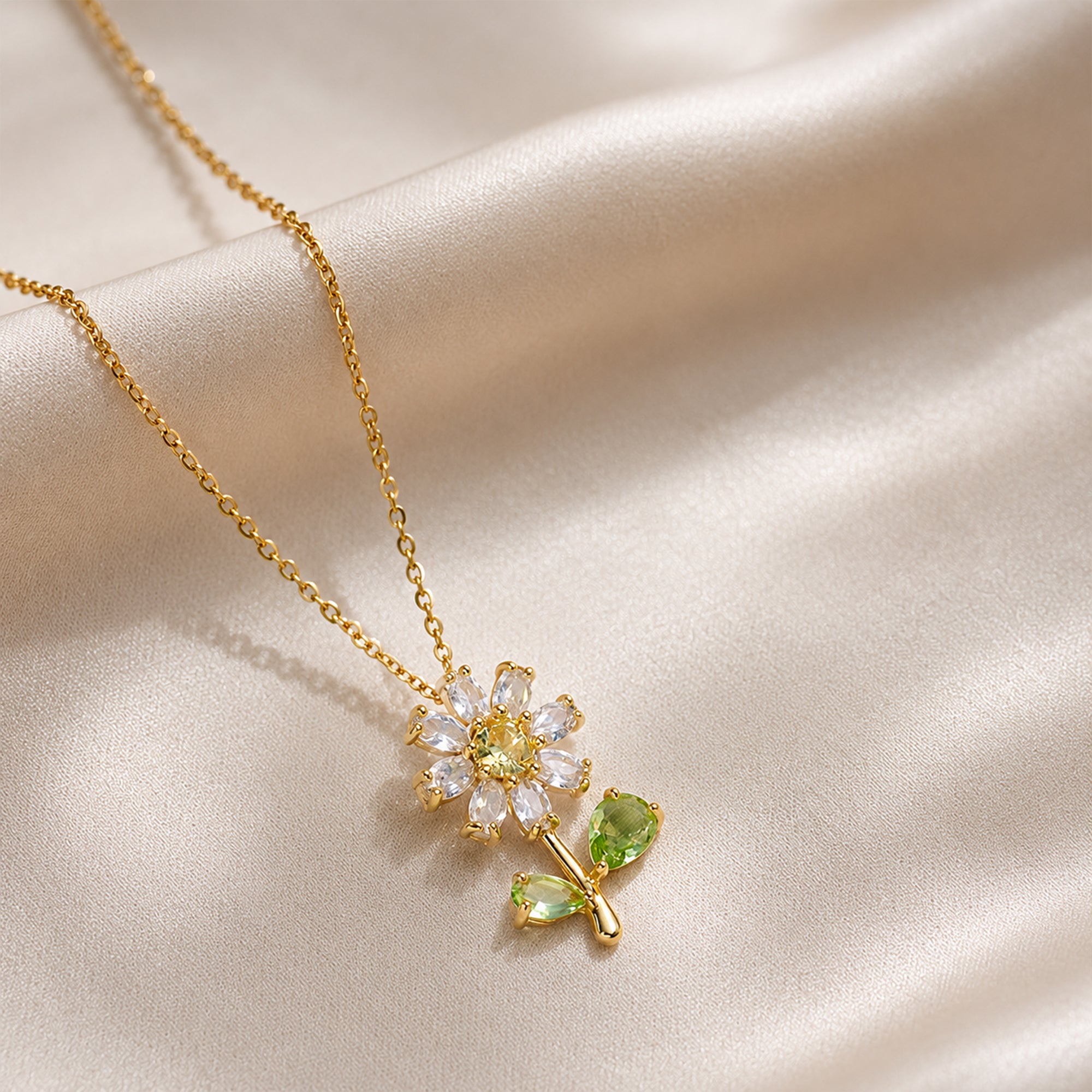 Daisy Bloom Pendant Necklace
